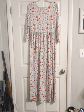 Floral White Maxi Dress with Coral Print